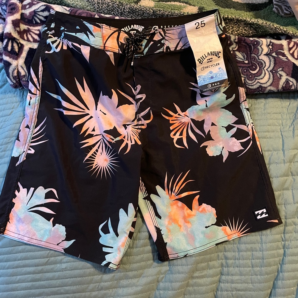 NWT Billabong Recycler Sunday Pros‎ Black Tropical Board Shorts 25 Beach